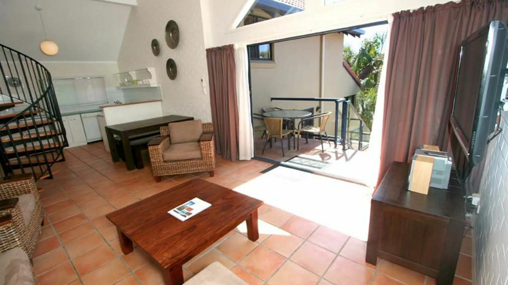 Aparthotel Byron Bay Beachfront Apartments