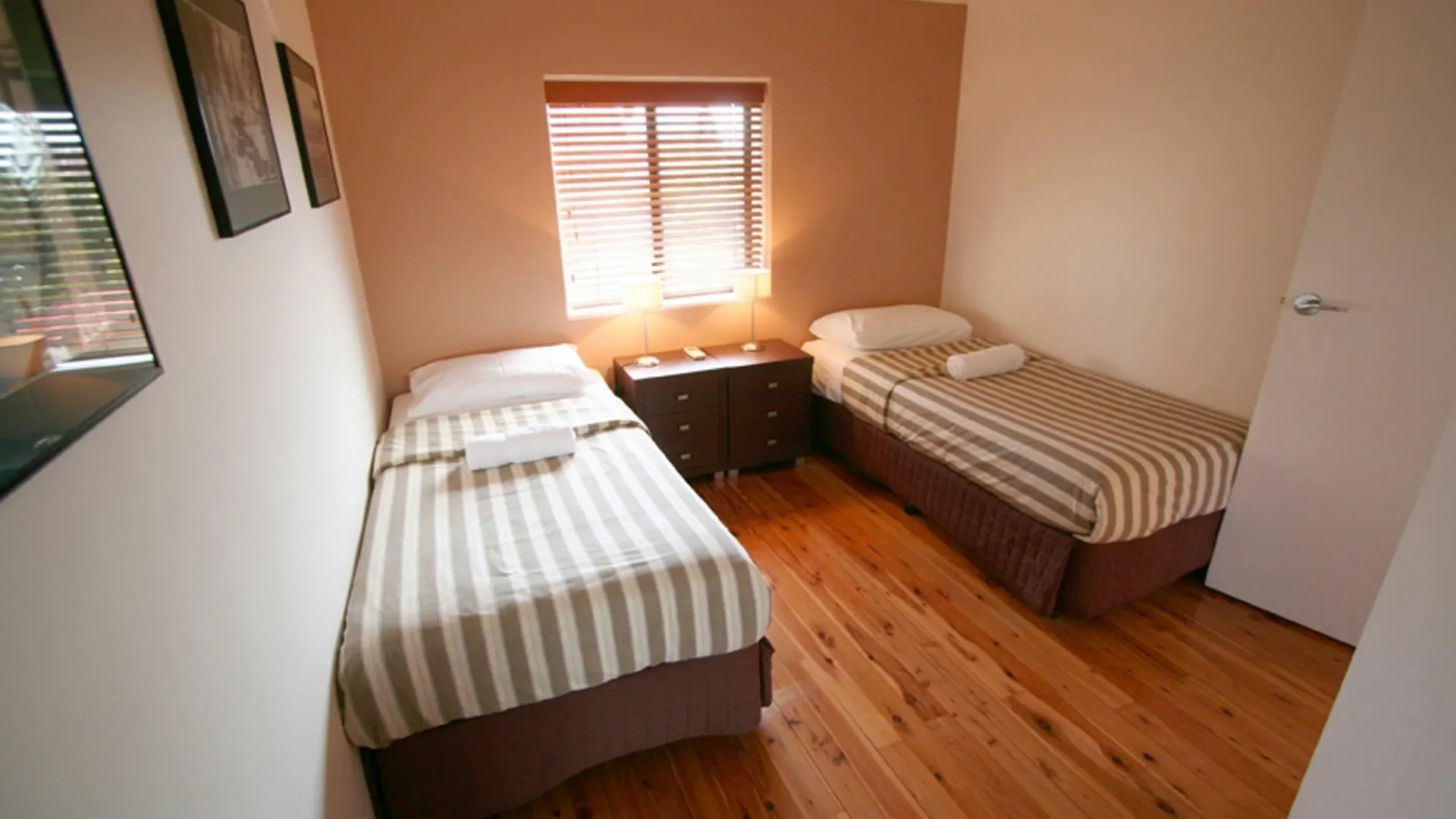 Byron Bay Beachfront Apartments 4*, Byron Bay