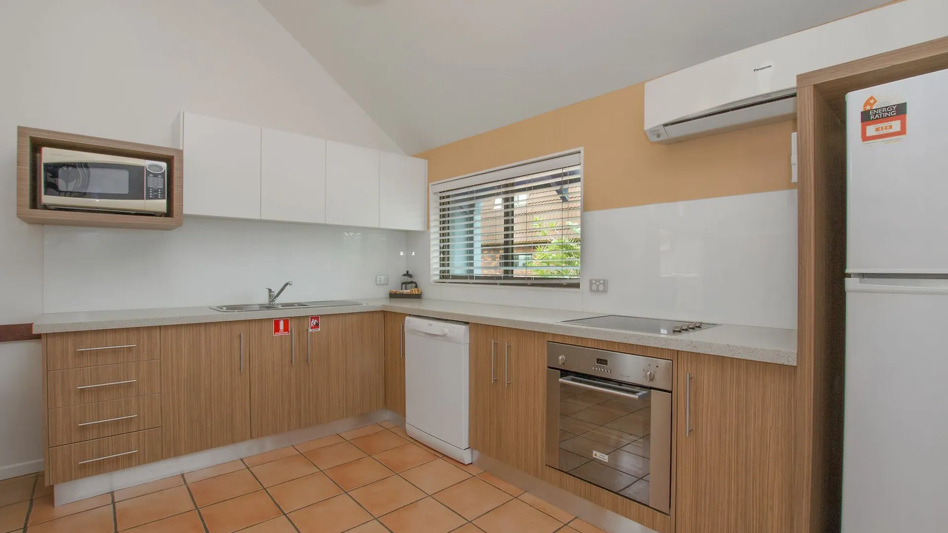 Byron Bay Beachfront Apartments Aparthotel Byron Bay