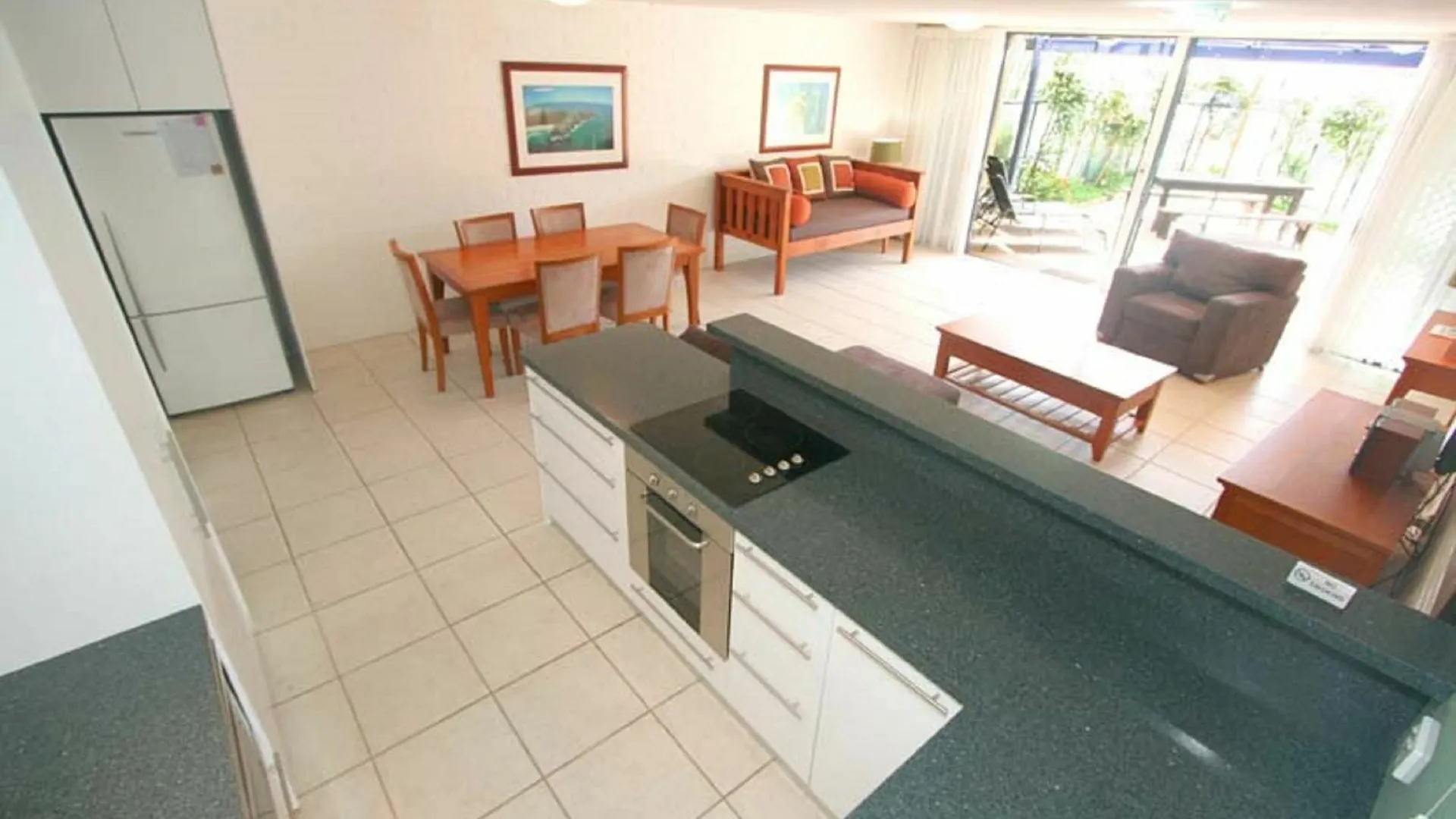 Byron Bay Beachfront Apartments Aparthotel